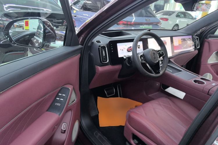 Used Hima AITO M8 2025 Extended-Range Ultra Version 53.4 kWh 5-Seater Edition Driver Seat