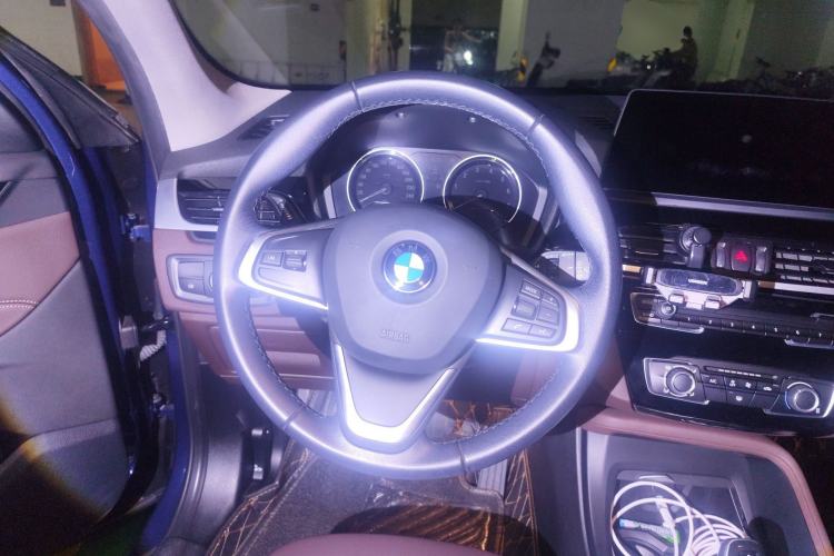 Used BMW X1 2021 sDrive20Li Fashion Model Steering Wheel