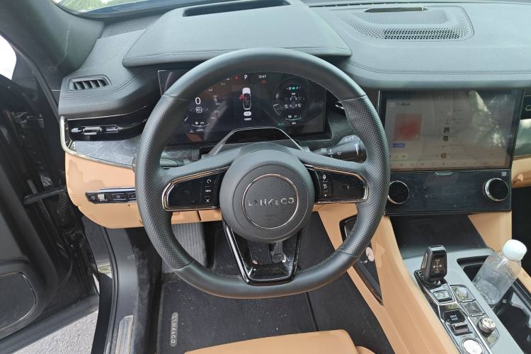 Used Lynk & Co 09 EM-P 2021 2.0T PHEV Halo Six-Seater
