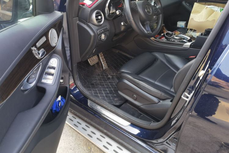 Used Mercedes-Benz GLC 2017 GLC 260 4MATIC Luxury Model