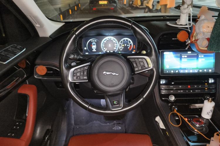 Used Jaguar F-PACE 2018 Restyled 2.0T All-Wheel-Drive R-Sport Sport Edition
