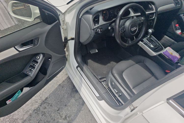 Used Audi A4L 2013 35 TFSI Automatic Standard Model Driver Seat