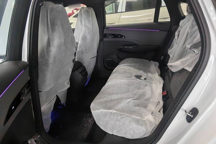 Used Hongqi EH7 2025 690 Smart Selection Edition