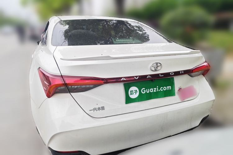Used Toyota Avalon 2019 2.5L Ambition Version China VI Standard

