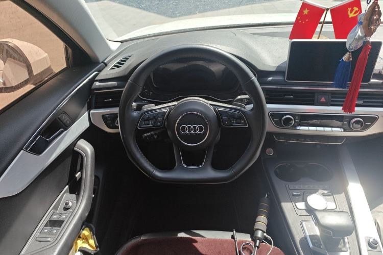 Used Audi A4L 2019 40 TFSI Fashion Version China V
