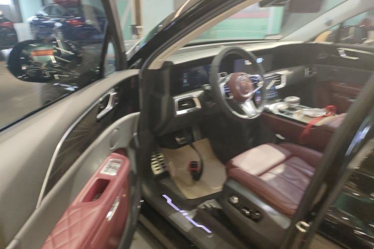 Used Hongqi E-HS9 2022 660 km Range Flagway Edition Six Seats