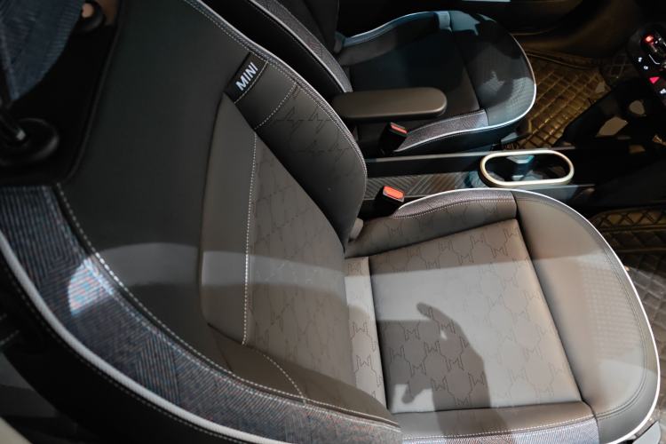 Used MINI Electric MINI COOPER 2025 456km COOPER E Classic Style
