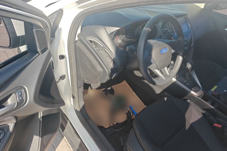 Used Ford Focus 2015 Hatchback 1.6L Automatic Comfort Model
