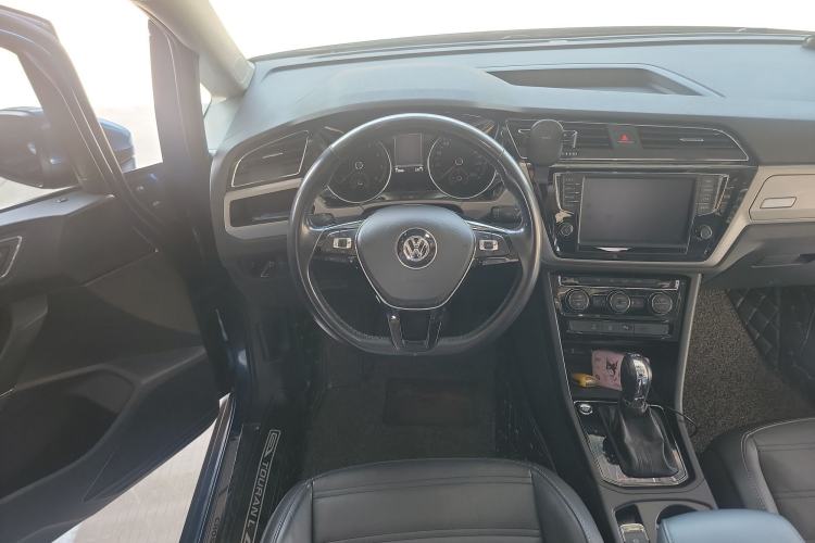 Used Volkswagen Touran 2018 Volkswagen Touran L 280TSI DSG Boundary Edition 7 Seats China V Emission Standard