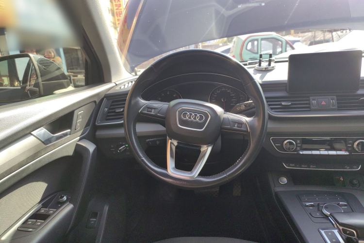 Used Audi Q5L 2018 40 TFSI Prestige Edition China VI Emission Standard