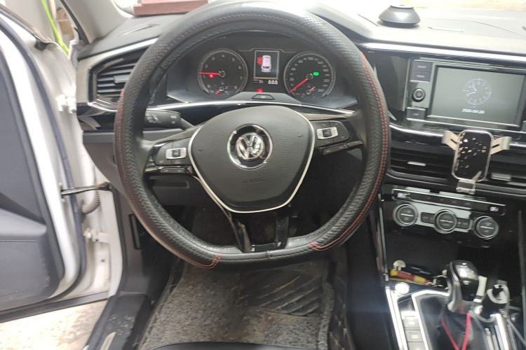 Used Volkswagen Tayron 2019 330TSI Two-Wheel Drive Luxury Model China VI Standard
