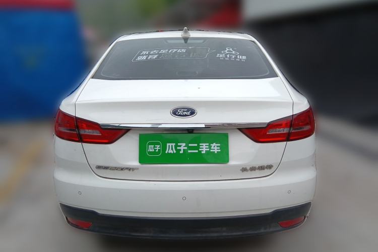 Used Ford Escort 2019 Revised Version 1.5L Automatic Enjoyment Type China VI Standard Rear