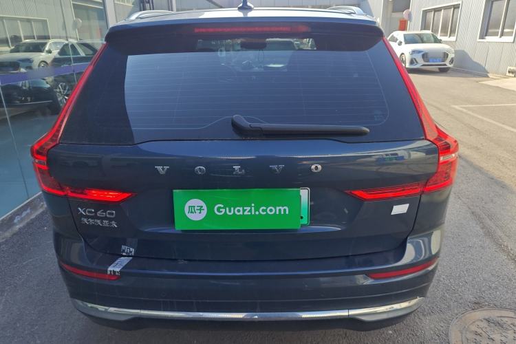 Used Volvo XC60 New Energy 2024 T8 Plug-in Hybrid Long-Range All-Wheel Drive Smart Luxury Edition
