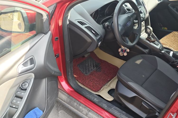 Used Ford Focus 2012 Hatchback 1.6L Automatic Comfort Model
