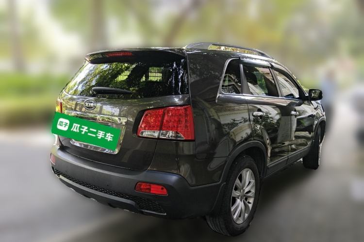 Used Kia Sorento 2012 2.4L Gasoline Supreme Edition
