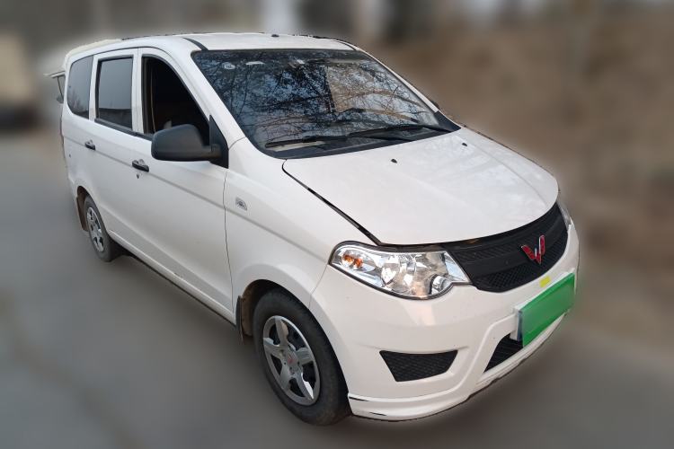 Used Wuling Hongguang 2019 1.5L S Basic Version China VI Standard LAR