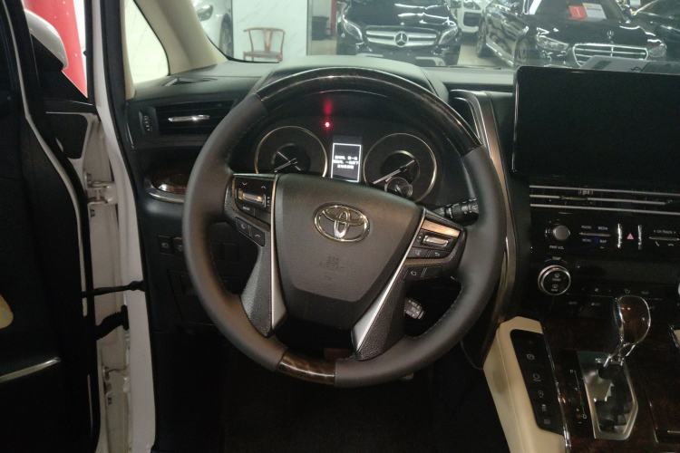 Used Toyota Alphard 2018 Revised Version 3.5L Luxury Edition