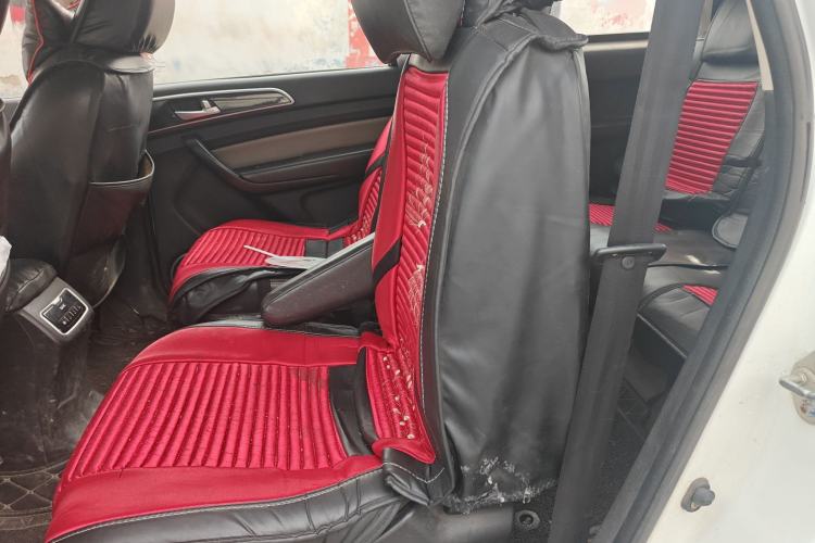 Used HYOSOW H3 2015 1.5L manual luxury version