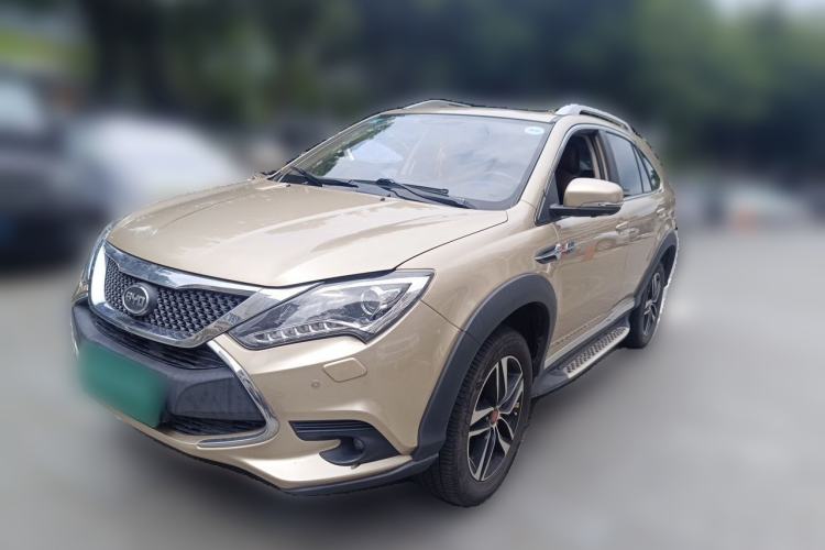 Used BYD Tang New Energy 2015 2.0T Four-Wheel-Drive Flagship Model