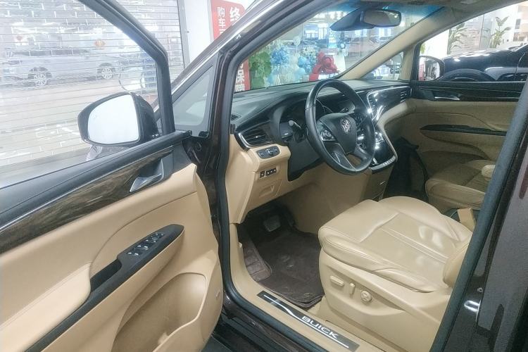 Used Buick GL8 2018 ES 28T Flagship Model China VI Standard
