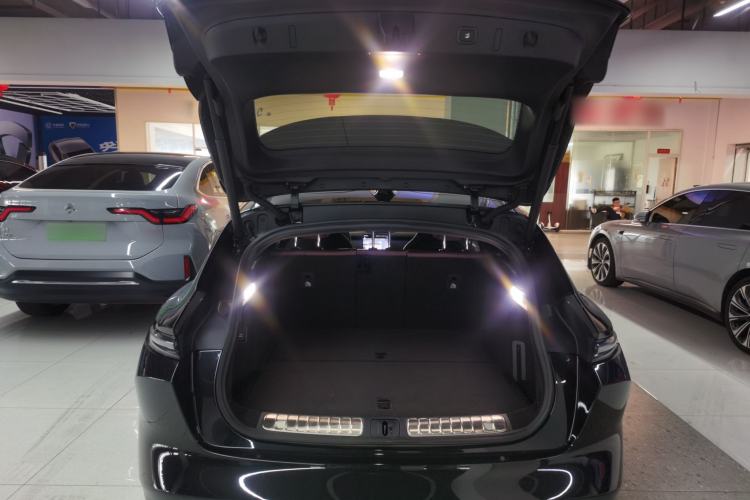 Used Nio ET5T 2023 75 kWh Touring Trunk