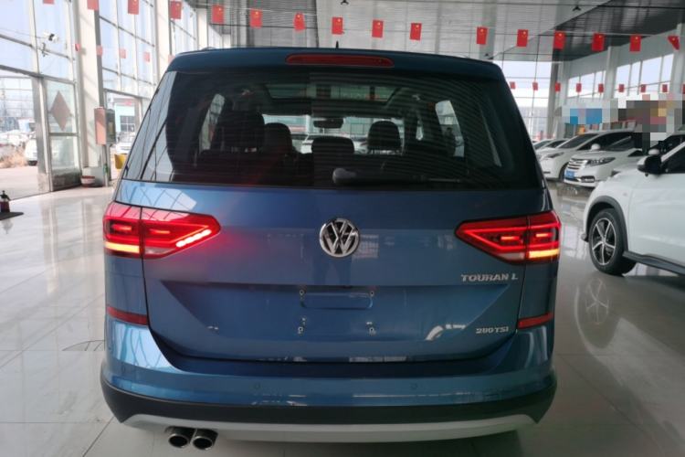 Used Volkswagen Touran 2018 Volkswagen Touran L 280TSI DSG Boundary Edition 7 Seats China VI Standard