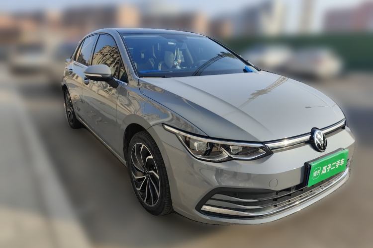 Used Volkswagen Golf 2023 280TSI DSG Pro Front Right 45 Deg