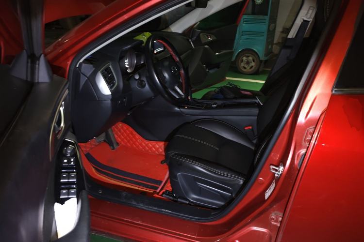 Used Mazda 3 Axela 2017 Sedan 1.5L Automatic Luxury Model Emission Standard China V
