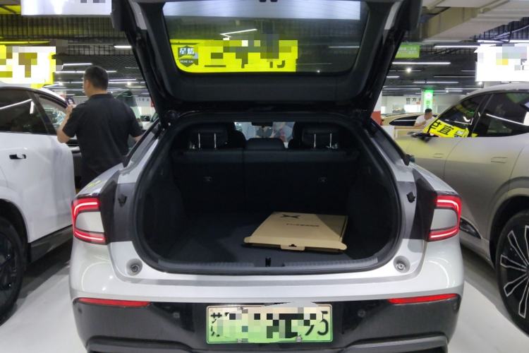 Used XPeng P7+ 2024 Long-Range Max Trunk