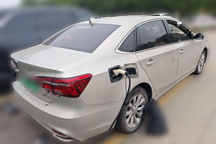 Used Roewe i6 New Energy 2017 45T Hybrid Connect & Smart Enjoyment Edition
