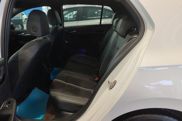 Used Volkswagen Golf 2023 Facelift 280TSI DSG R-Line Lite