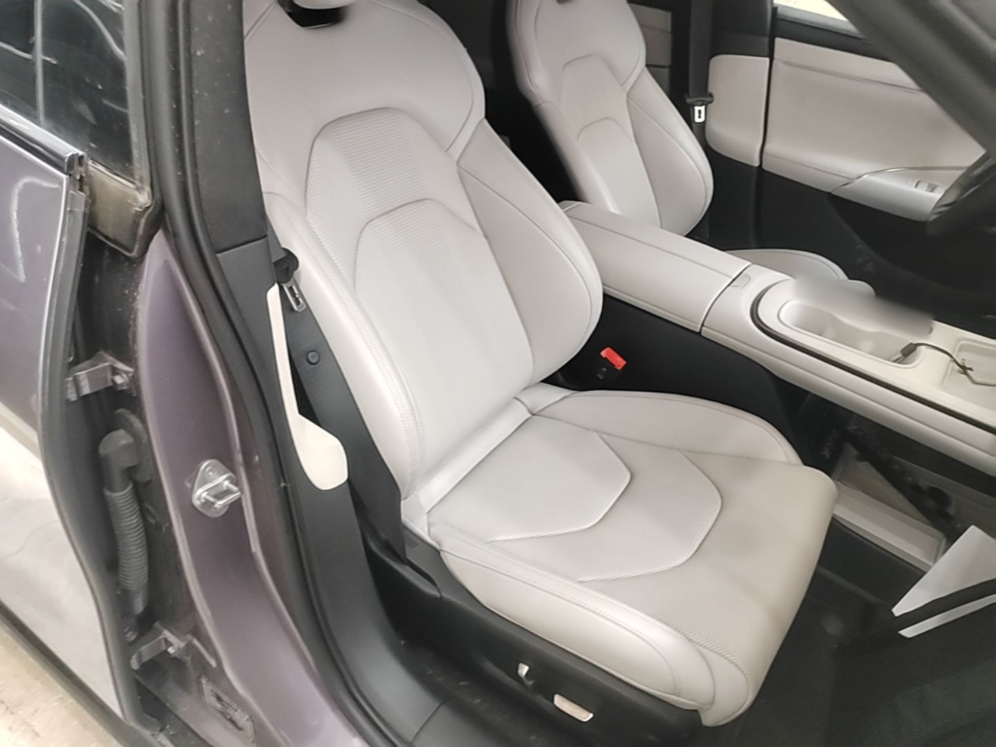 Xiaomi Auto SU7 2024 Four-Wheel Drive Ultra-Long Range Advanced Intelligent Driving Max Edition — снимка 20
