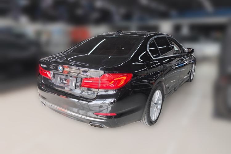 Used BMW 5 Series 2020 525Li Luxury Package Rear Right 45 Deg