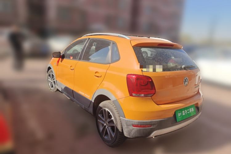 Used Volkswagen Polo 2012 1.6L Cross Polo MT
