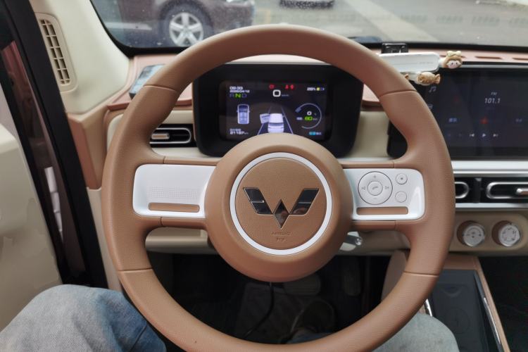 Used Wuling Hongguang MINIEV 2024 3rd Generation 215km Advanced Version Steering Wheel