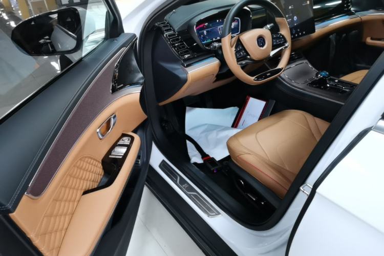 Used BYD Han 2022 DM-i 242km Flagship Model