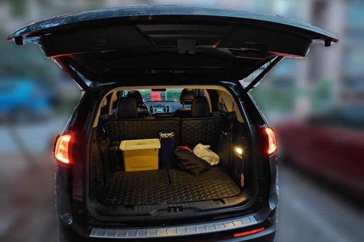 Used Ford Edge 2015 2.0T GTDi Two-Wheel-Drive High-Line Version