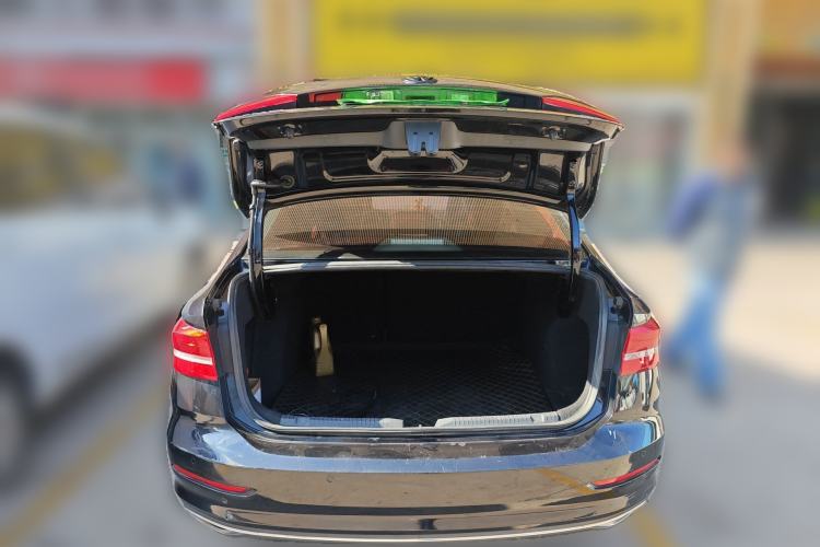 Used Volkswagen Lavida 2019 280TSI DSG Comfort Edition China VI standard Trunk