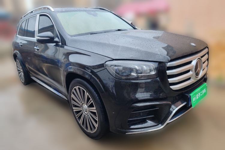 Used Mercedes-Benz GLS  Front Right 45 Deg