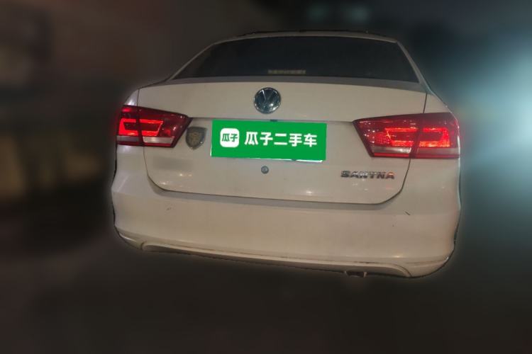 Used Volkswagen Santana 2015 1.6L Manual Fashion Edition Rear