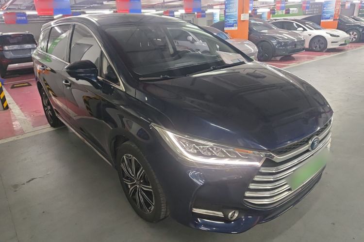 Used BYD Song MAX New Energy 2019 DM 1.5T Smart Connect Advanced 7-Seater China VI Standard Front Right 45 Deg