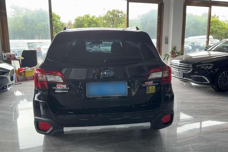 Used Subaru Outback 2019 2.5i Sport Navigation Edition with EyeSight
