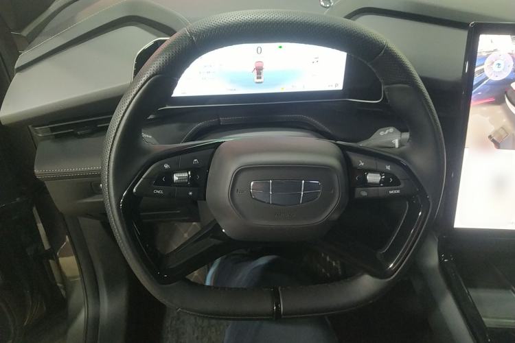 Used Geely Auto Emgrand X7 Sport 2023 Boyue COOL 1.5TD Smart Model Steering Wheel