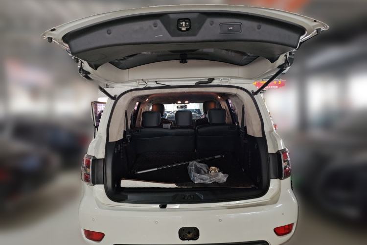 Used Nissan Patrol  Trunk