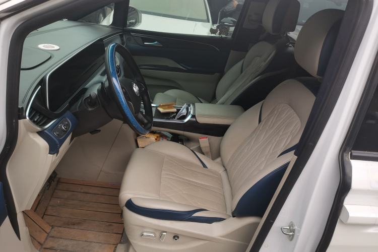 Used Buick GL8 2021 ES Landtrek 653T Comfort Edition