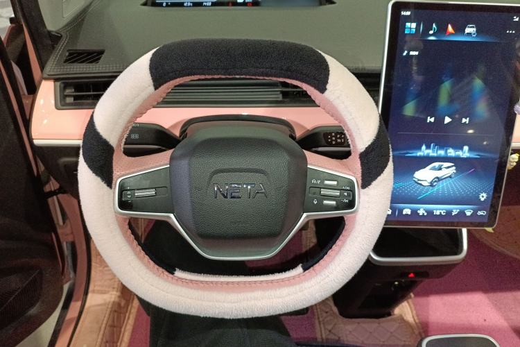 Used NETA V 2022 Chao 400 Lite Pink Custom Edition