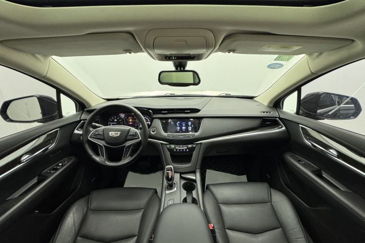 Used Cadillac XT5 2018 25T Luxury Model
