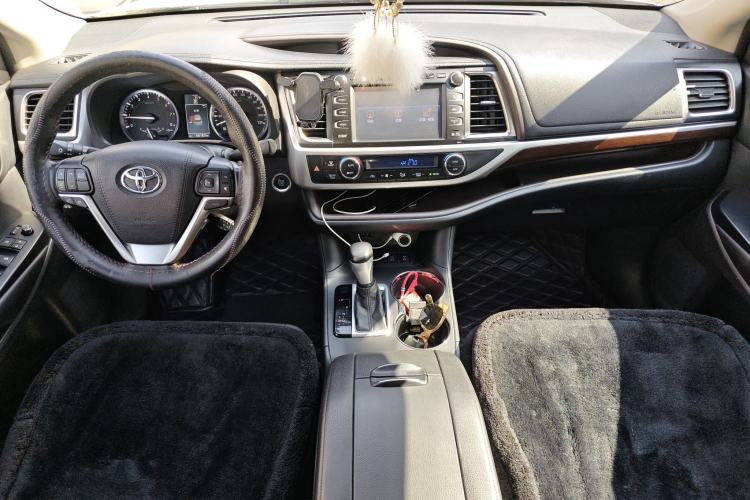 Used Toyota Highlander 2015 2.0T Four-Wheel Drive Ultimate Edition 7-Seater