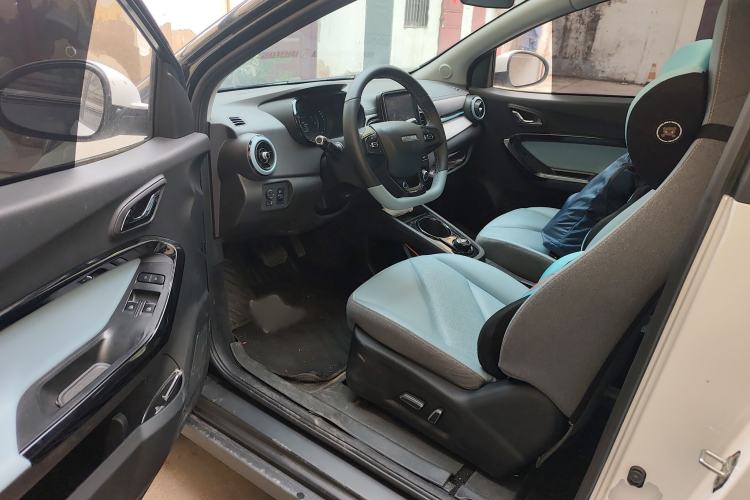 Used Chery Little Ant 2022 Updated Version Sweet Pink Edition Full-Sugar Version 30.6 kWh 30 kW 301 km Interior 3