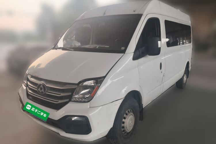 Used SAIC MAXUS Xintu V80 2024 New TuV80, Center-Rise Medium Roof, 7-Seater, 2.0T, 6-Speed Manual
